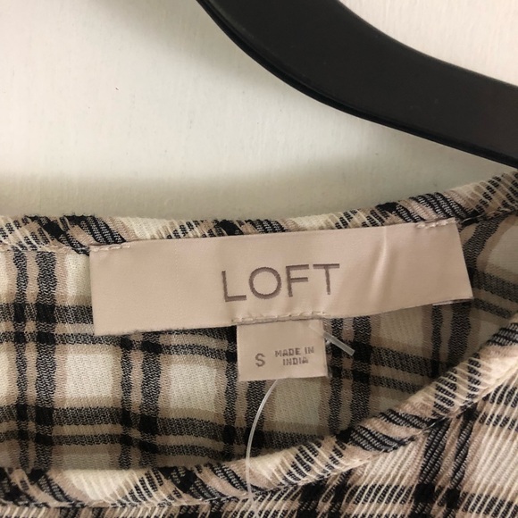 Women’s NWT LOFT Plaid Blouse Size Small - Picture 2 of 8